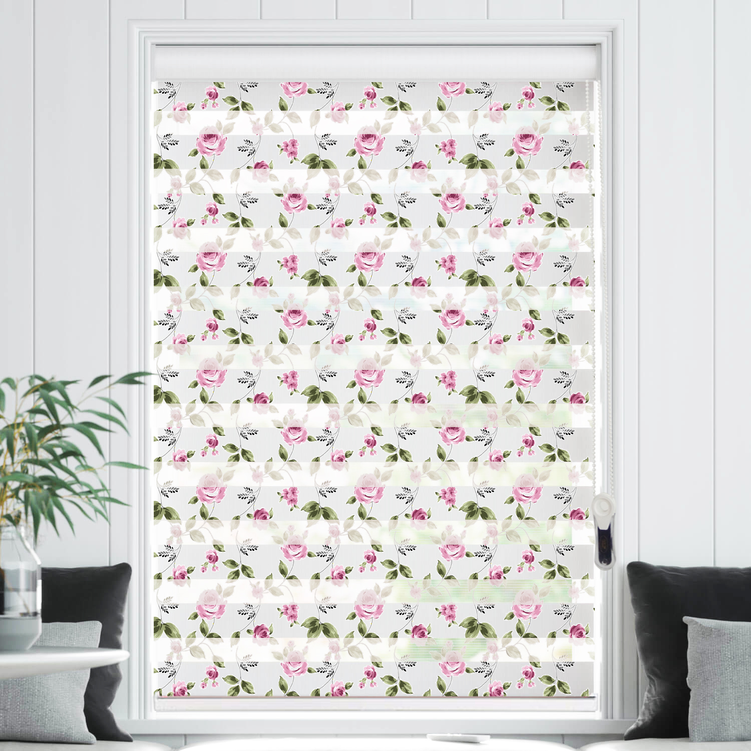 پرده زبرا زیو کد 713 سایز 150 × 145 سانتی‌ متر